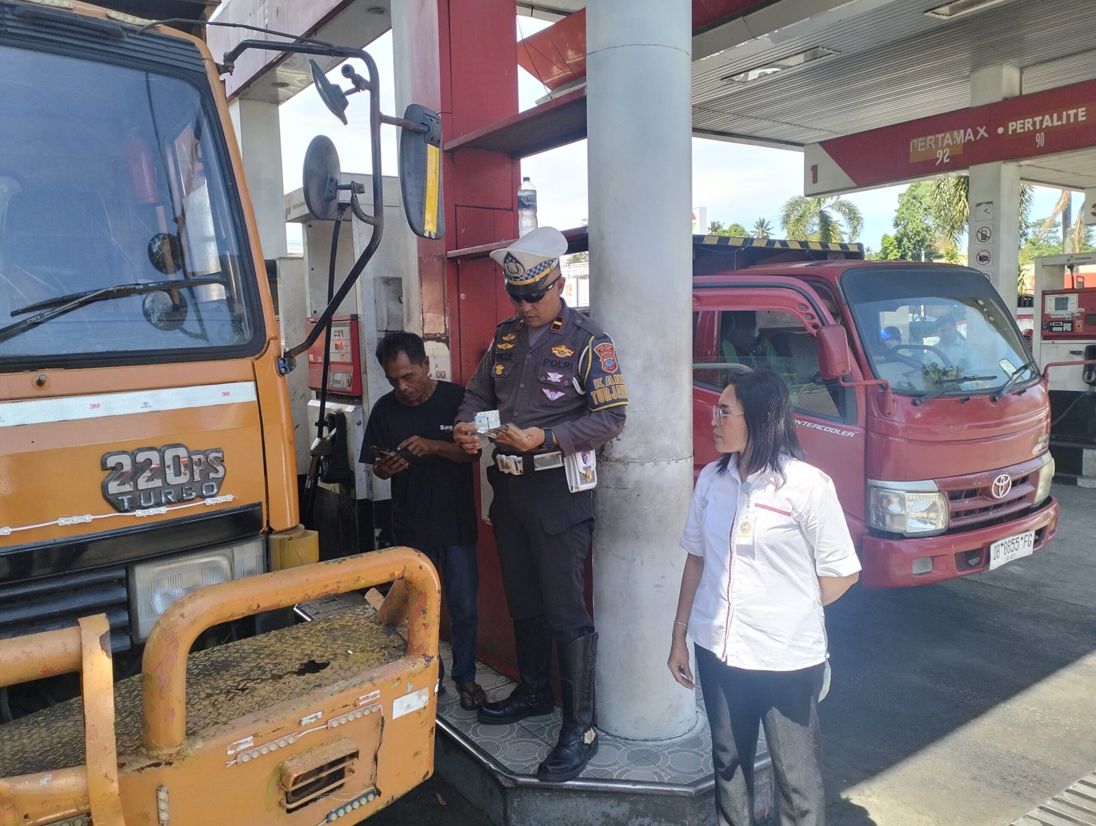 Sidak distribusi BBM bersubsidi di Bitung oleh Polres dan tim gabungan