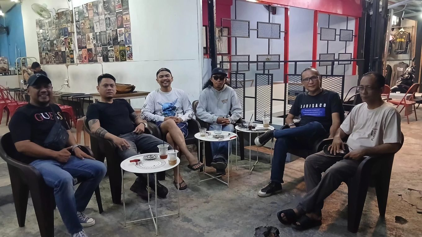 Mediasi manajemen Good Speed Coffee Bitung bersama Ketua PWI dan Ormas BIFI
